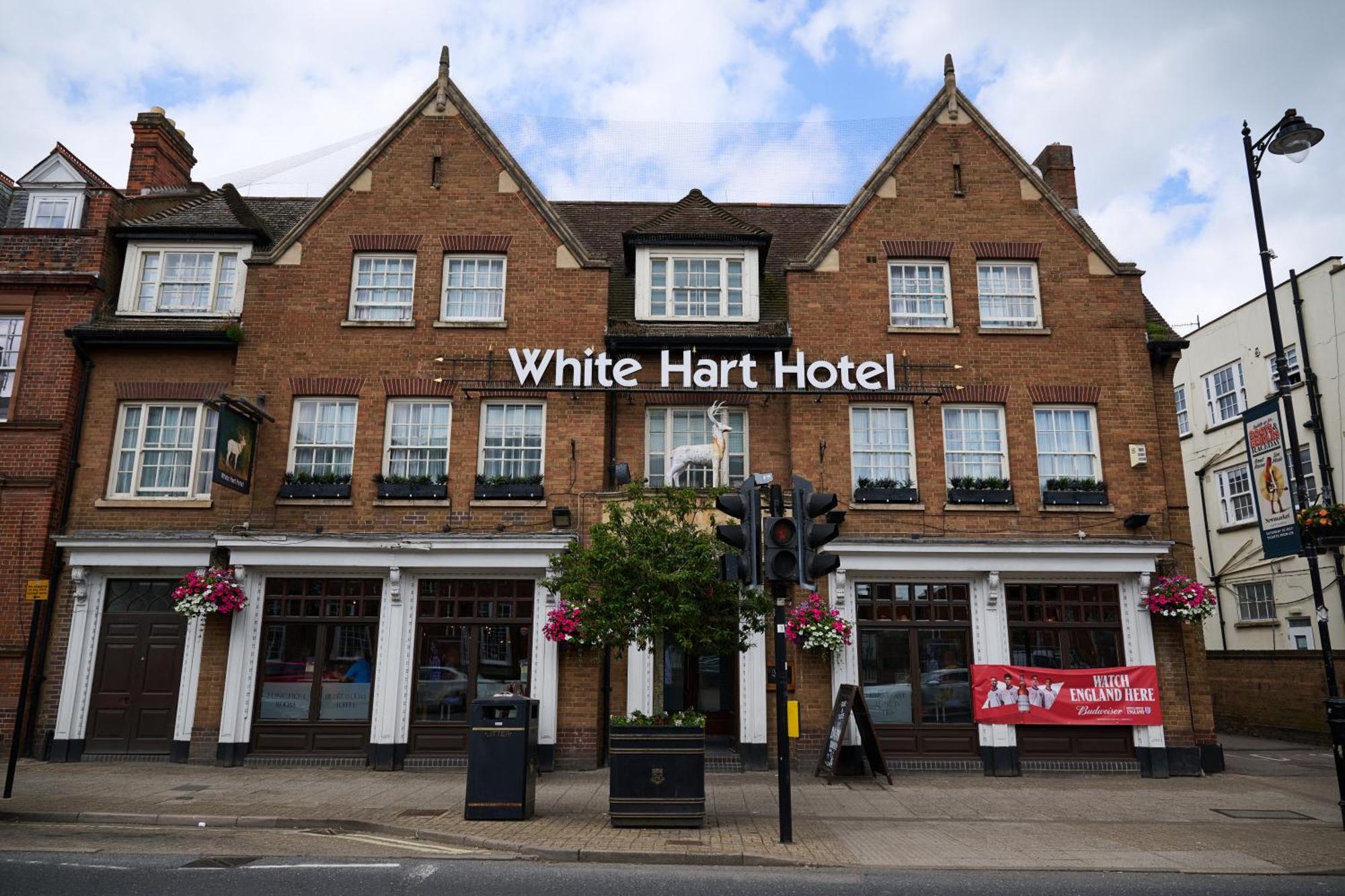 White Hart, Newmarket By Marston'S Inns Exterior foto